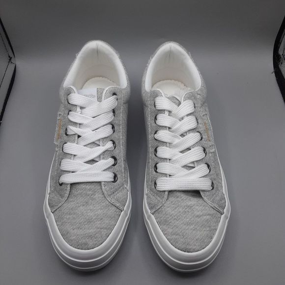 HOST PICK 🎉Rocket Dog Sneakers new - Picture 3 of 9